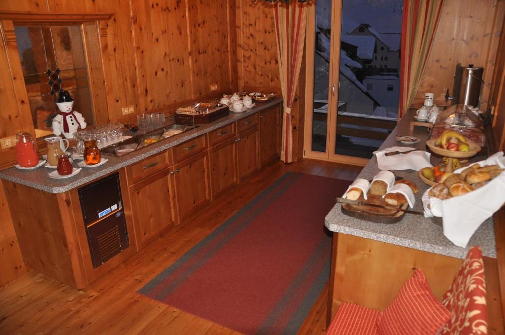 Gasthof Valluga Sankt Christoph Am Arlberg Esterno foto